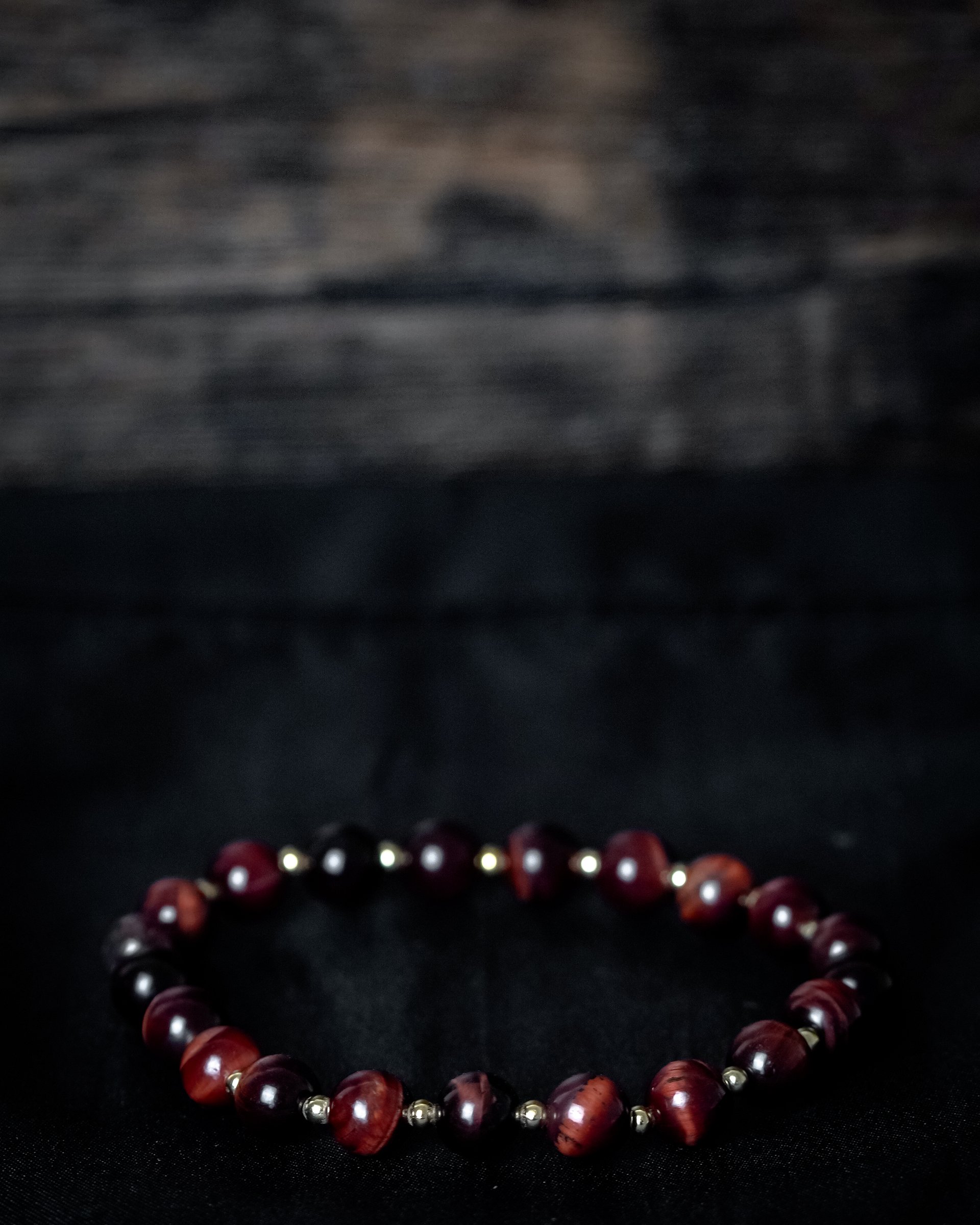8.5" Red tiger's eye & Gold product image (1)