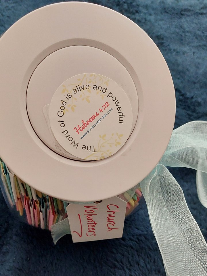 Scriptures in a Jar - Church Volunteers (650 scriptures) product image (2)