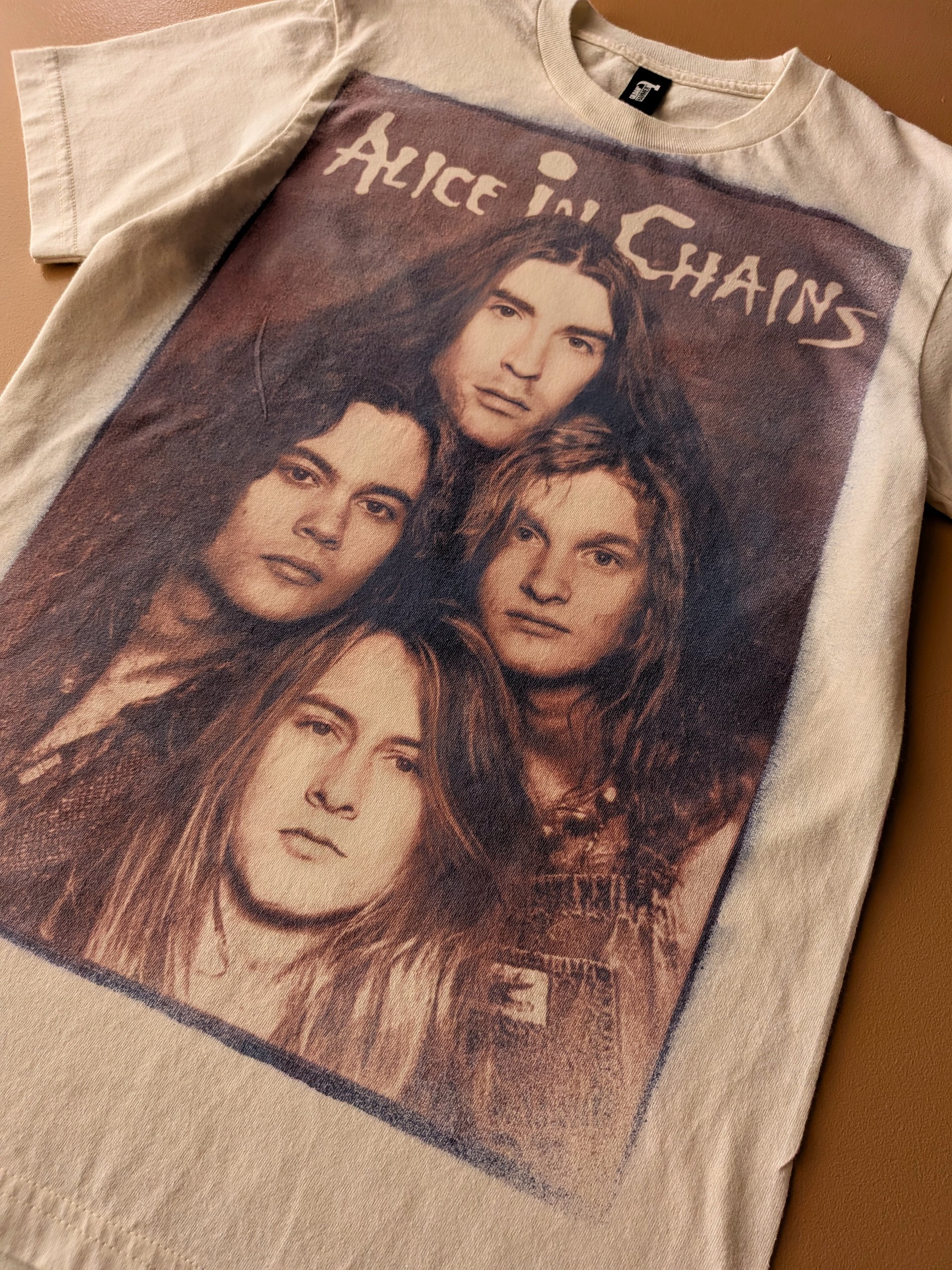 Shirt #5 - Alice in Chains Series - SIZE SMALL product image (3)