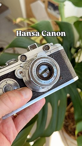 New arrival and this one is special. A rare Hansa Canon Standard, with the Nikkor lens! And not only that, it is working too!...