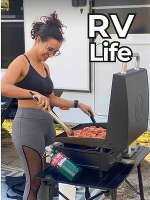 I love creating my own seasonings for meat on the blackstone, I like to prepare food for the whole week, so with travel days and work days I can optimize my time. Do you have any recipes you’d recommend for making on the Blackstone? I’d love to try some. #blackstonegriddle #blackstonerecipes #chickenrecipes #travelvlog #rvlife @Blackstone Griddles 