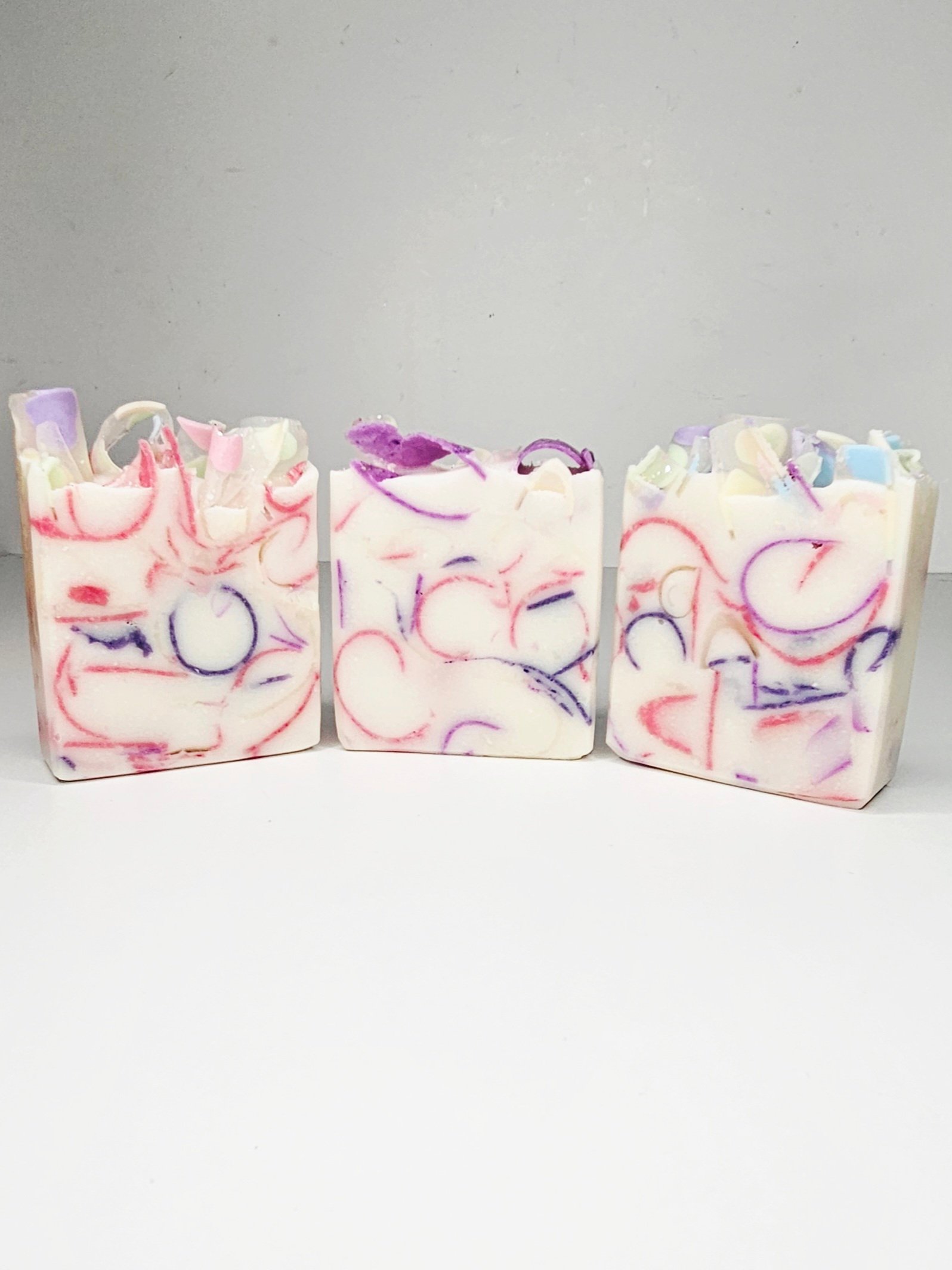 Daydream | Lavender & Exotic Resin Artisan Soap product image (2)