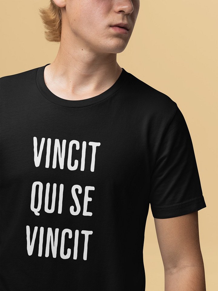 Vincit Qui Se Vincit Tshirt product image (1)
