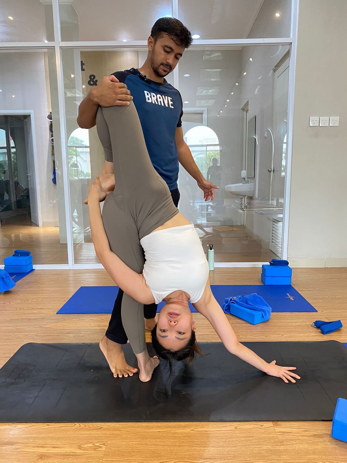 Stretch to De-Stress: Twisting + Deep Tissue Flow For Ultimate Relaxation 50 Min | Level ★★ product image (1)