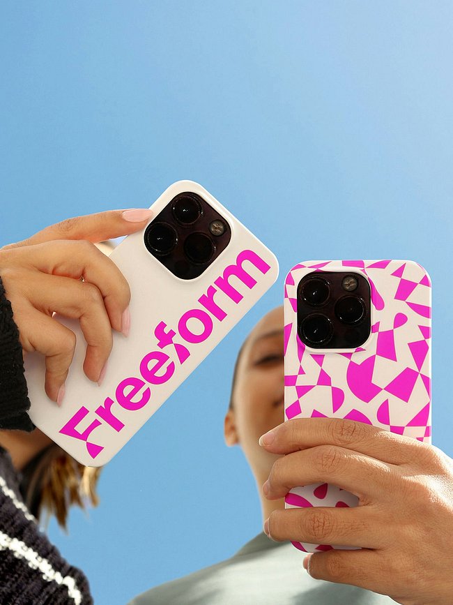 Celestial Charm Cases – Mobile Accessories 