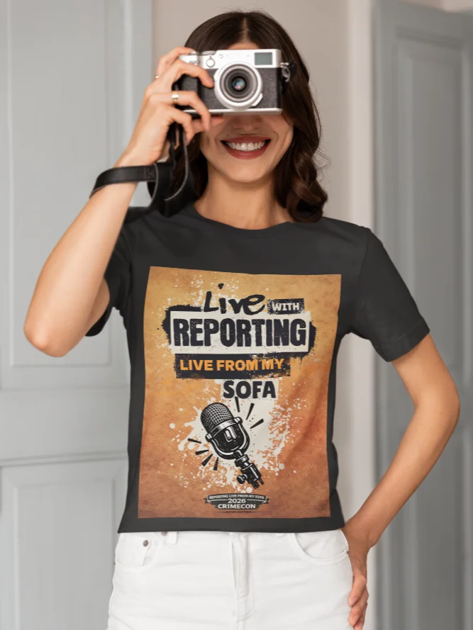 CrimeCon 2026 Limited Edition Sofa Reporter Tee product image (5)