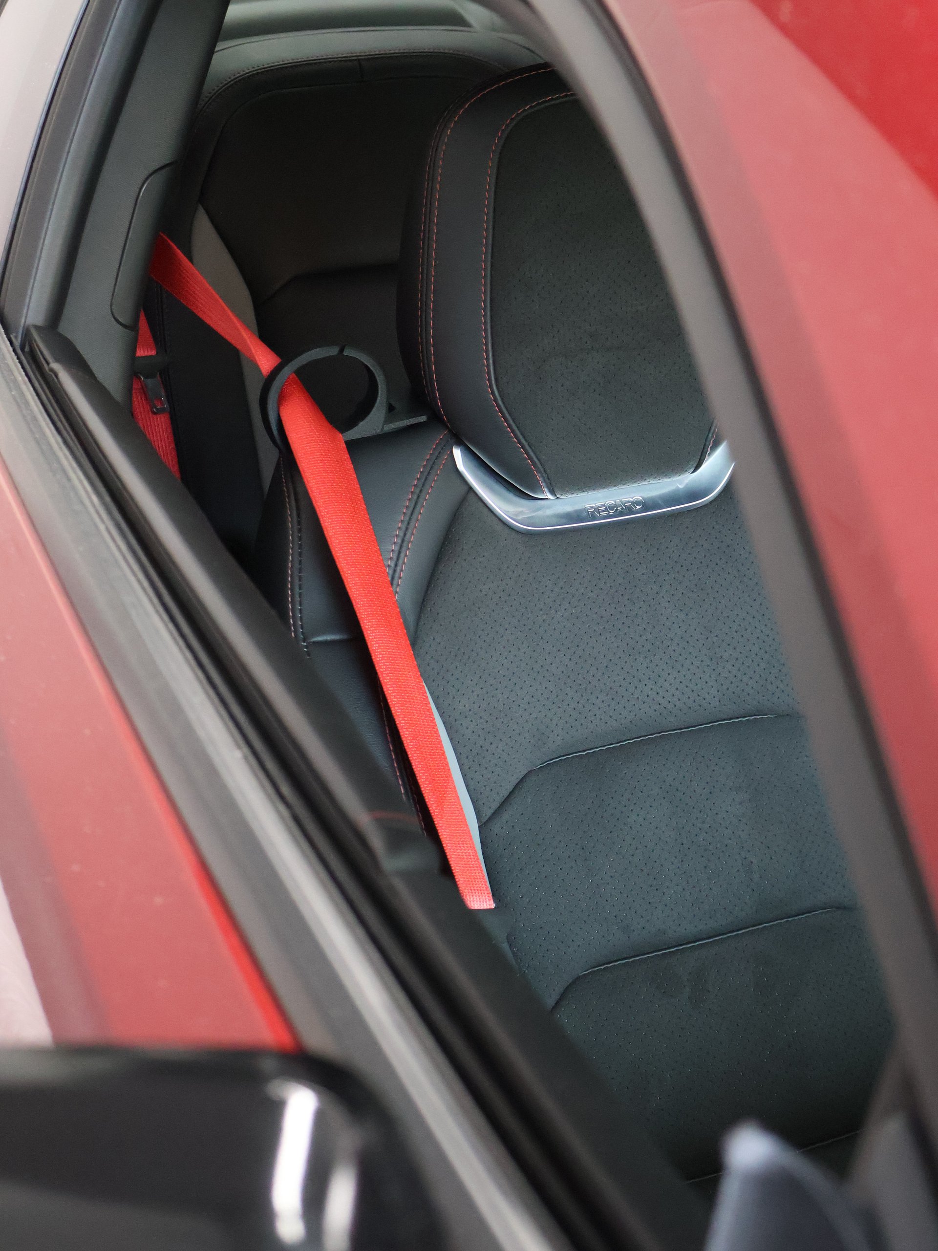 Camaro Passenger Seatbelt Guide // 2016-2024 // All Trim Levels product image (2)
