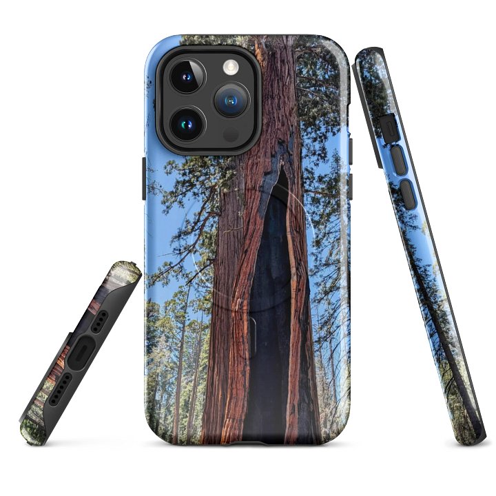 Mystic Redwood MagSafe® Tough Case product image (4)