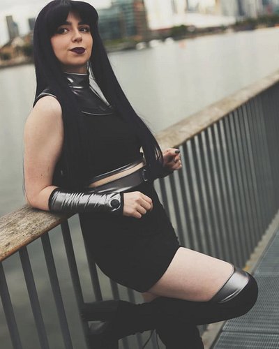 Can't get over how much I love these photos of my Blackfire cosplay 🥺 thank you for making me feel so cool 💜

📷 @fayan.photog...