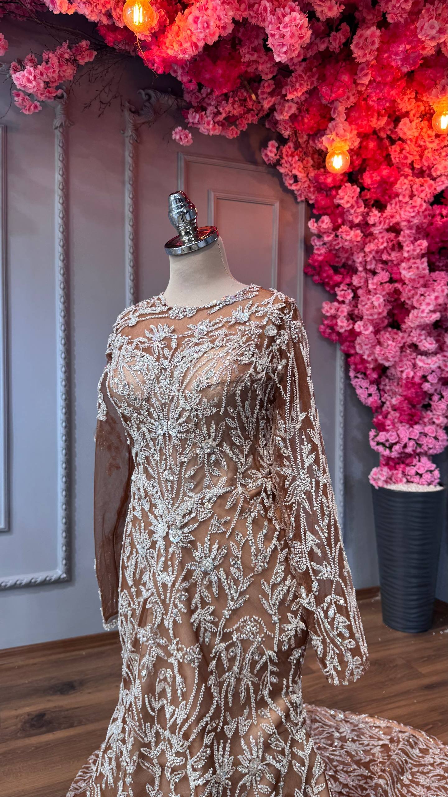 Wedding dress product image (3)
