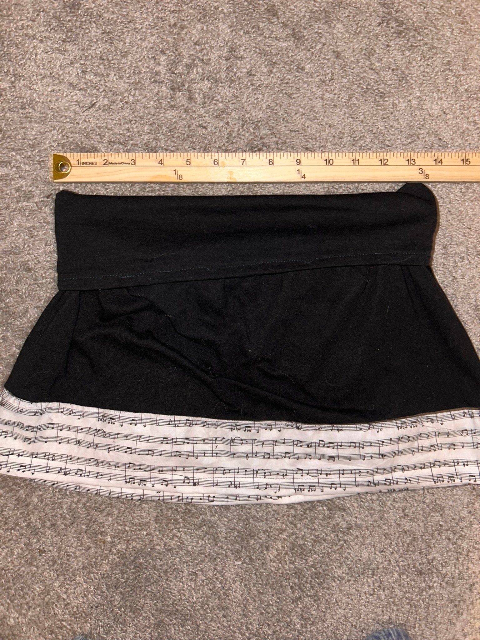Black stretchy skirt with music note trim product image (5)
