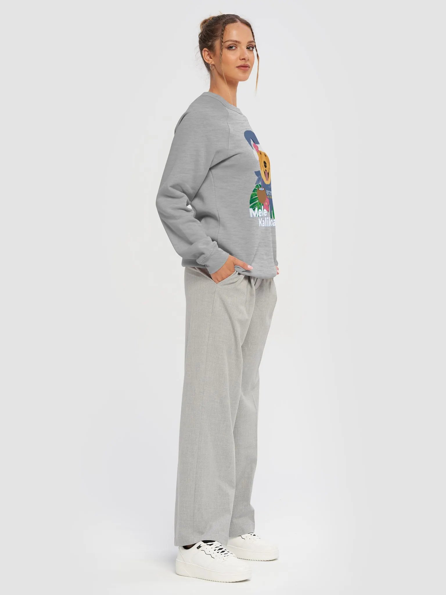 Encore Mele Kalikimaka Holiday Sweater product image (6)