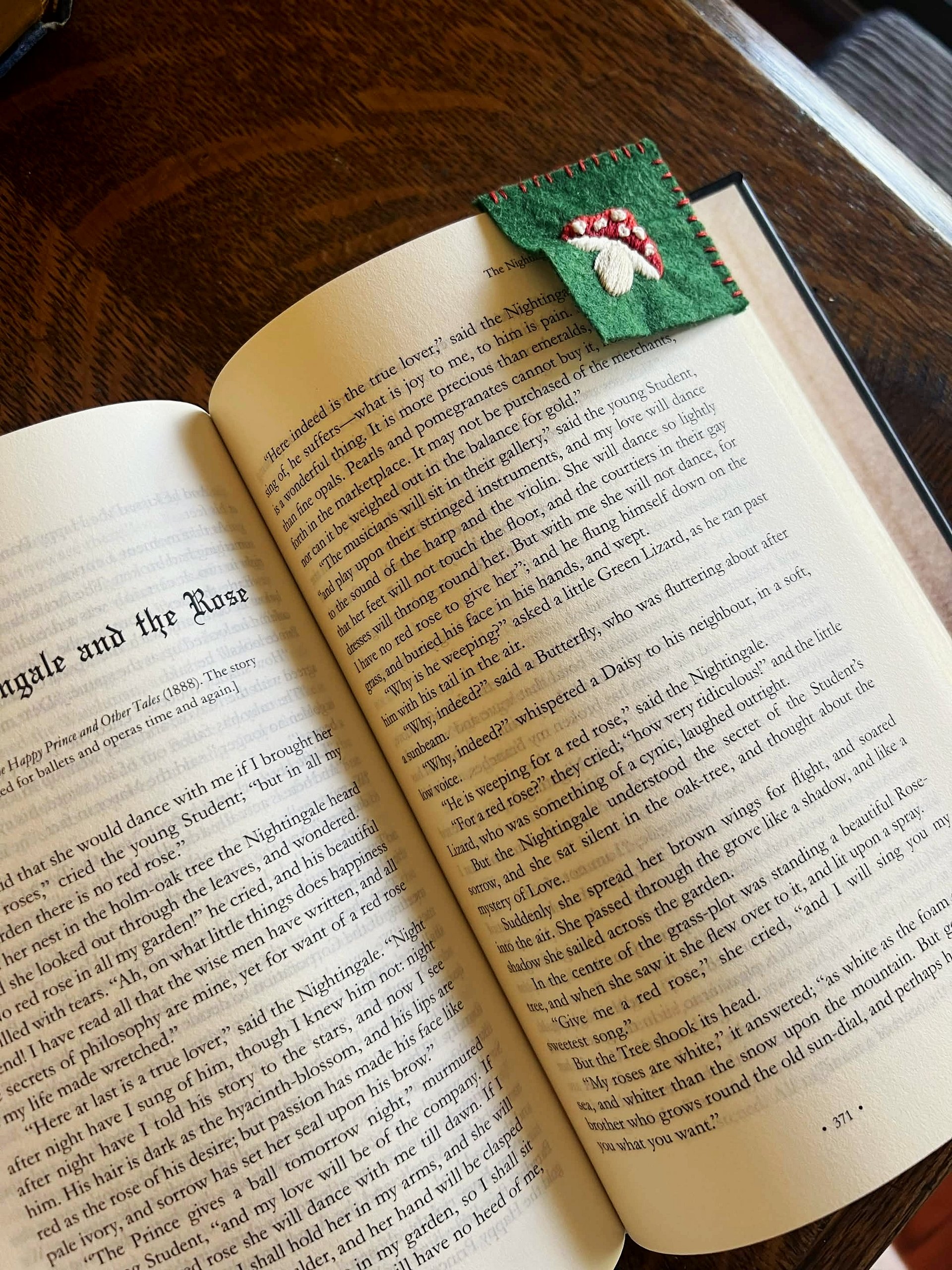 Mini Embroidered Corner Bookmarks product image (22)