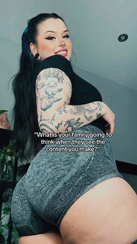 it is what it is 😅

.
.
.

#jragon #tattoos #explore #explorepage #girlswithtattoos #inkedgirls #ink #altgirls #tatted