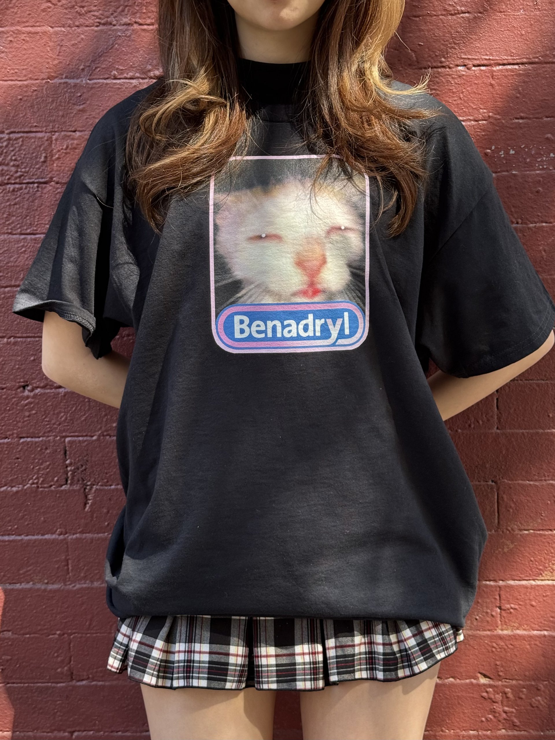 BENADRYL TEE product image (2)