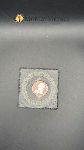 A legendary early American coin design, recreated in .999 pure copper.

Take a closer look at the 1 AVDP Oz Copper Capped Bus...