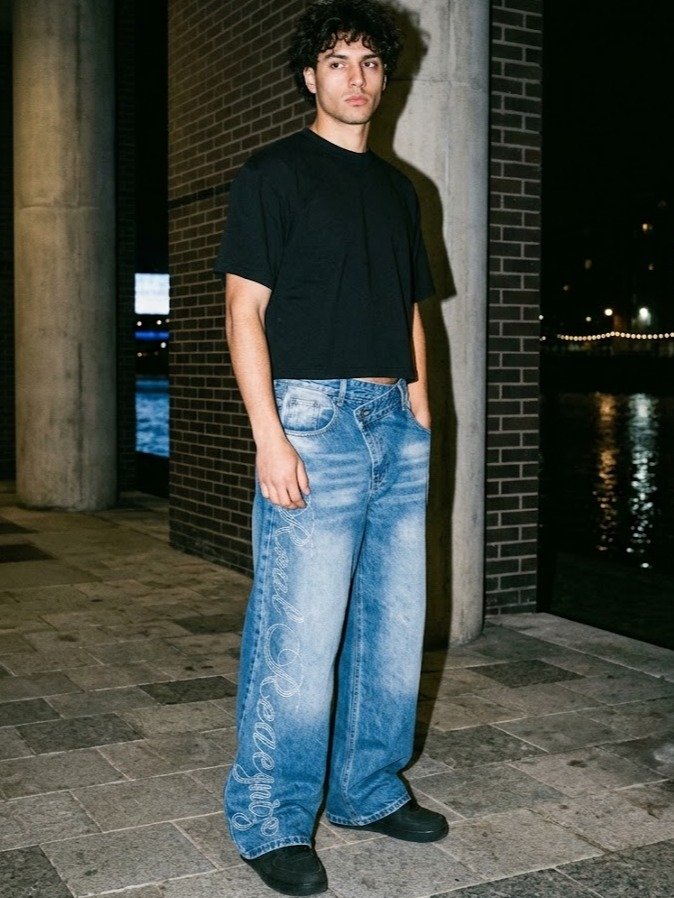 Cross-Waist Washed Blue Jeans product image (2)