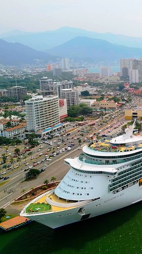 Aerials of Puerto Vallarta
Follow for more: vincesambo.com #djiglobal #mini4pro #cruiselife