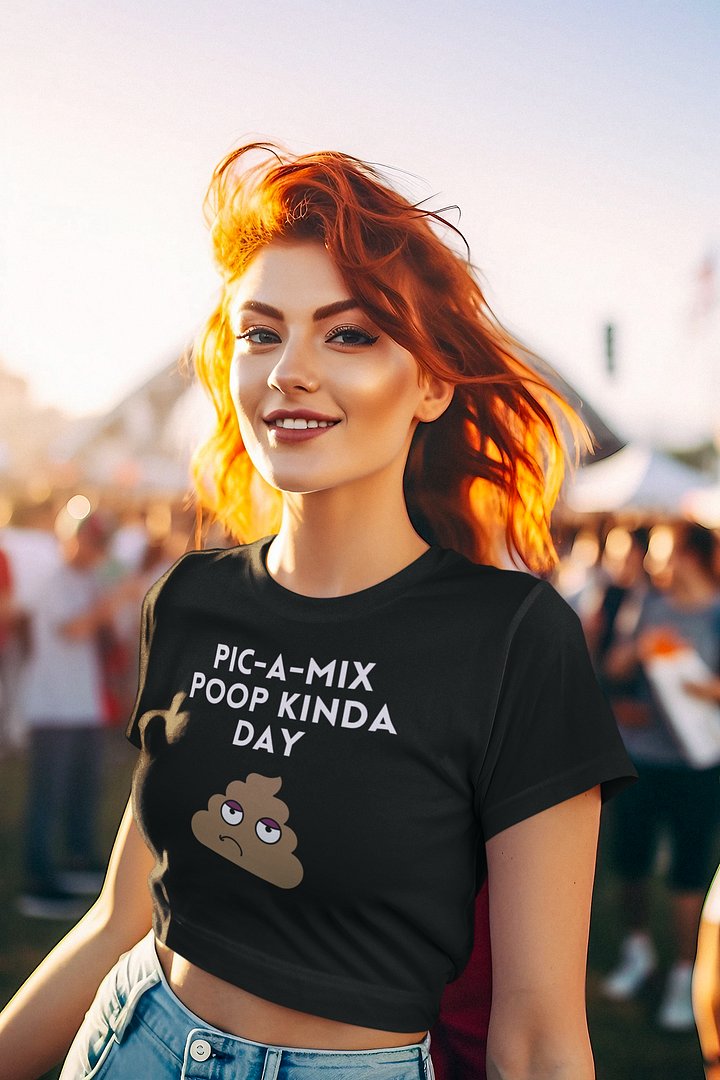 Crop Top - Funny Nurses T-shirt. 