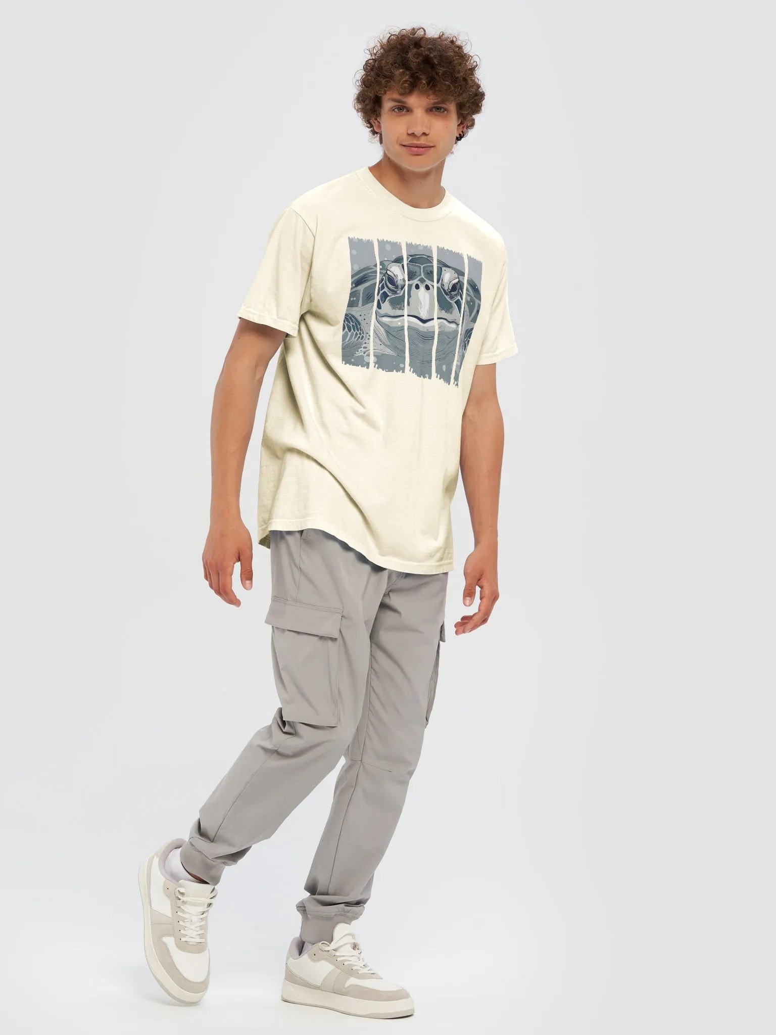 Sea Turtle Graphic Tee product image (34)