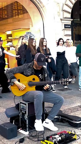 Nosa Nosa | Krakow Street Performance 🔥  #imadfares #spanishguitar #brasil #katino