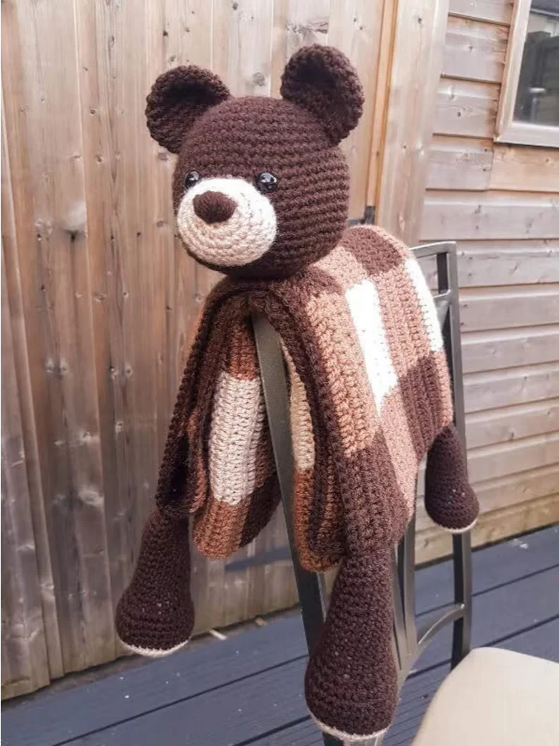 Woodland Bear Crochet Baby Blanket Pattern - Amigurumi Toy PDF Pattern - Crafting Happiness product image (6)