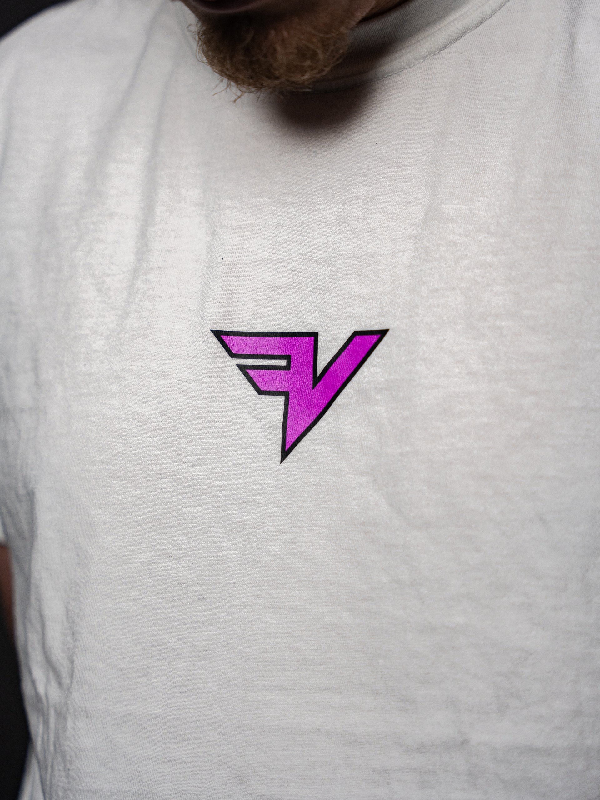 Pink FaZe Icon Tee - White product image (3)