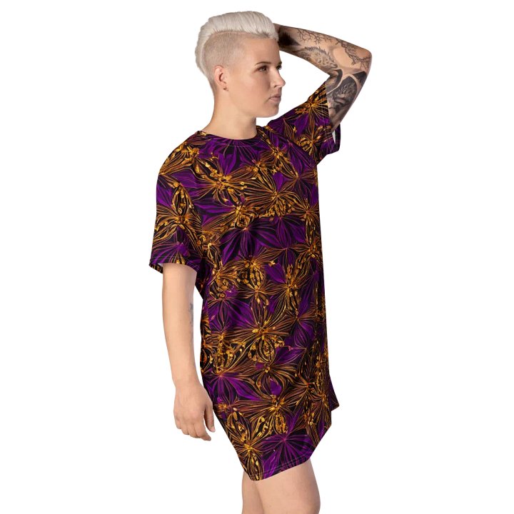 Swirl Enigma T Shirt Dress product image (1)