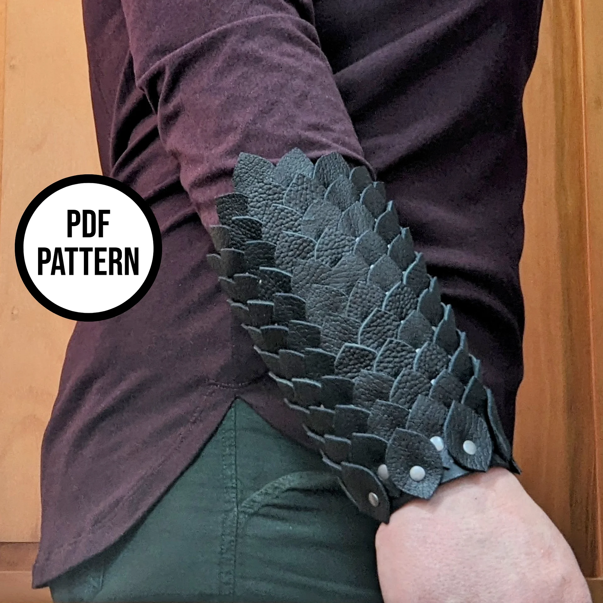 Dragon Scale Leather Cuff (wide version) - Everyday Cosplay PDF Pattern for Leatherwork inspired by Rhaenyra Targaryen product image (3)
