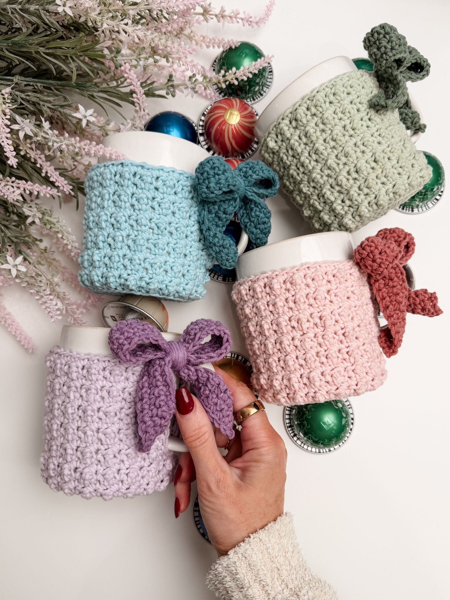 Winterberry Mug Cozy Crochet pattern product image (4)