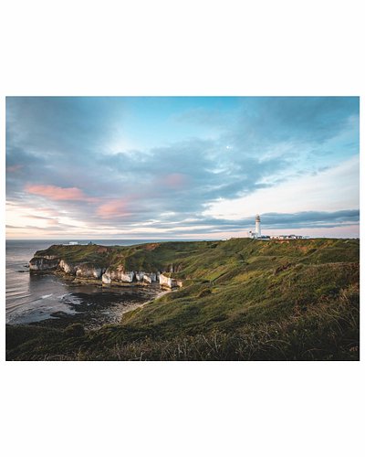 Sunrise at Flamborough Head. 

#omsystem #microfourthirdsphotography #landscapephotography #sunrise #yorkshirecoast