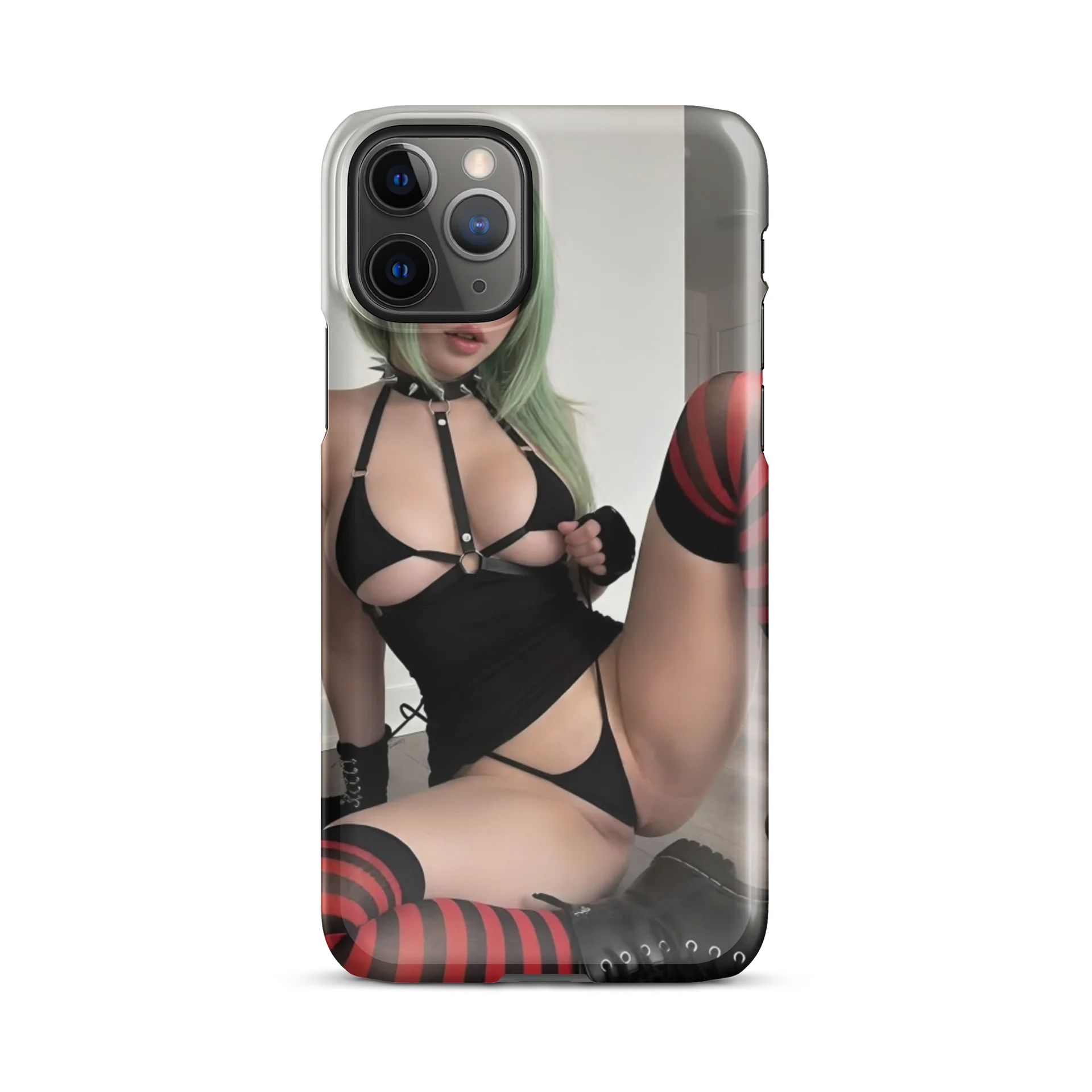 Cosplay Corner – Waifufaee as Mavis from Hotel Transylvania Snap Case for iPhone product image (29)