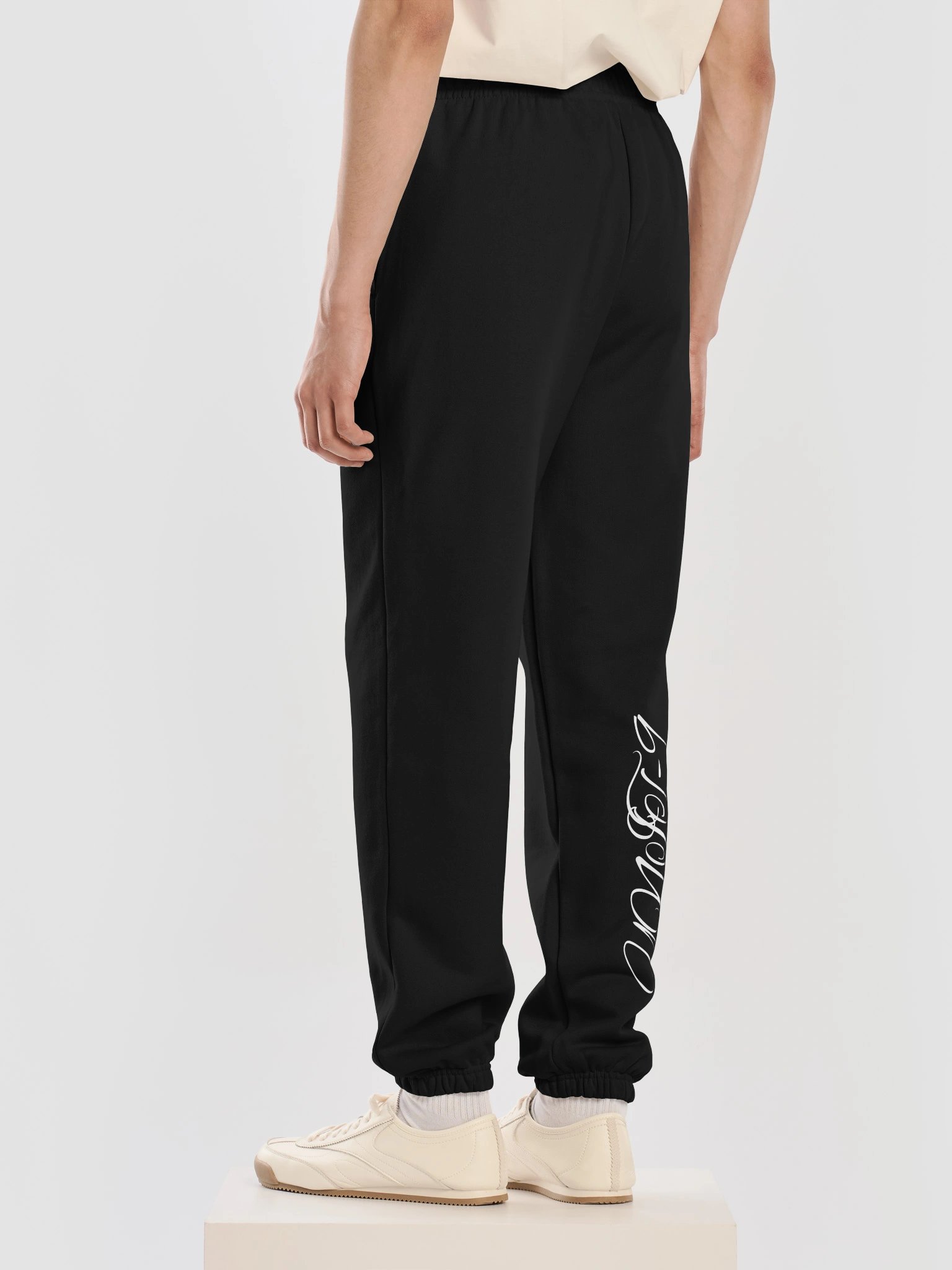 UNIT 9 sweatpants whit print | the aesthetic line product image (1)