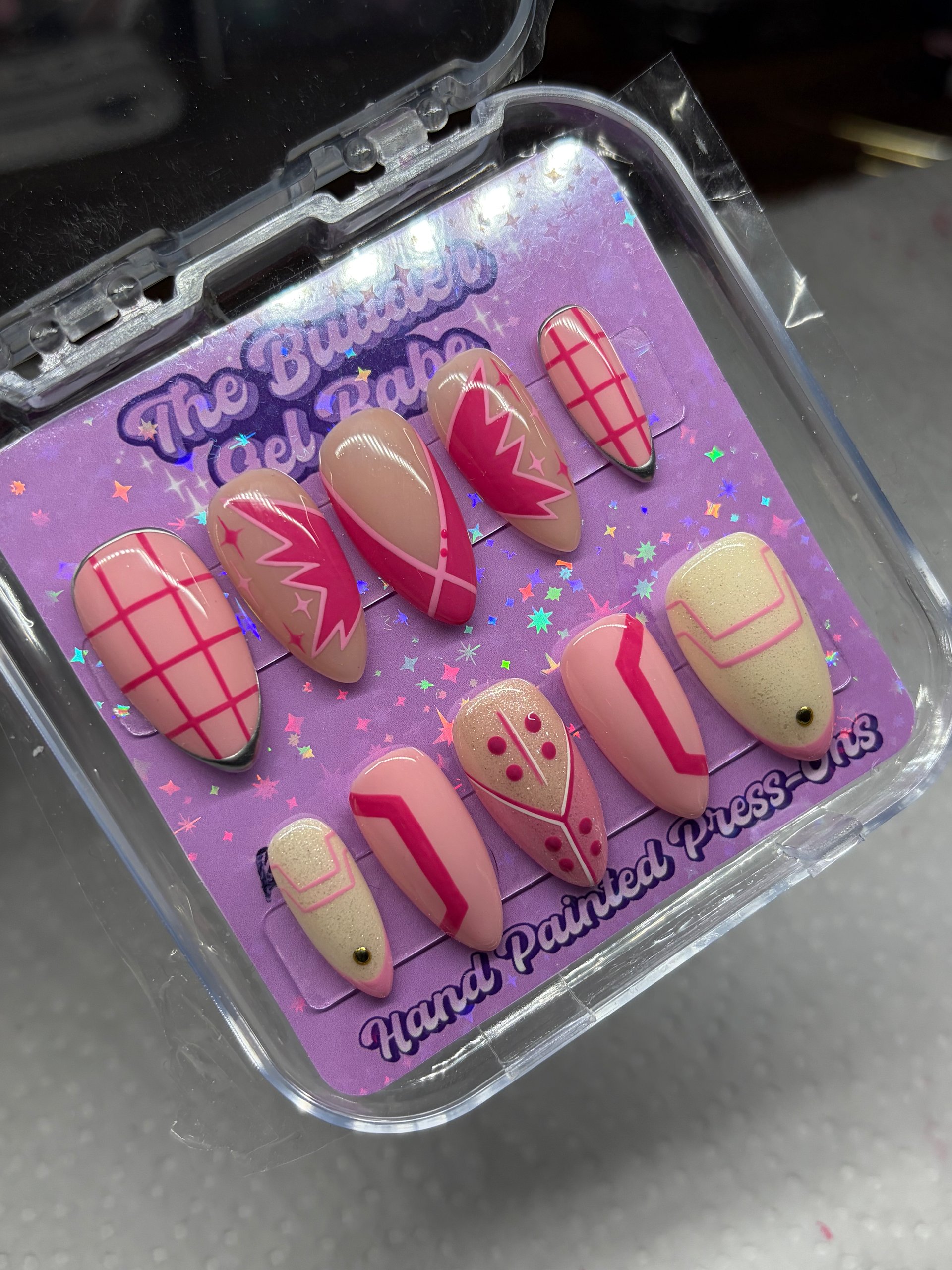 BakuDeku Pink Edition product image (1)