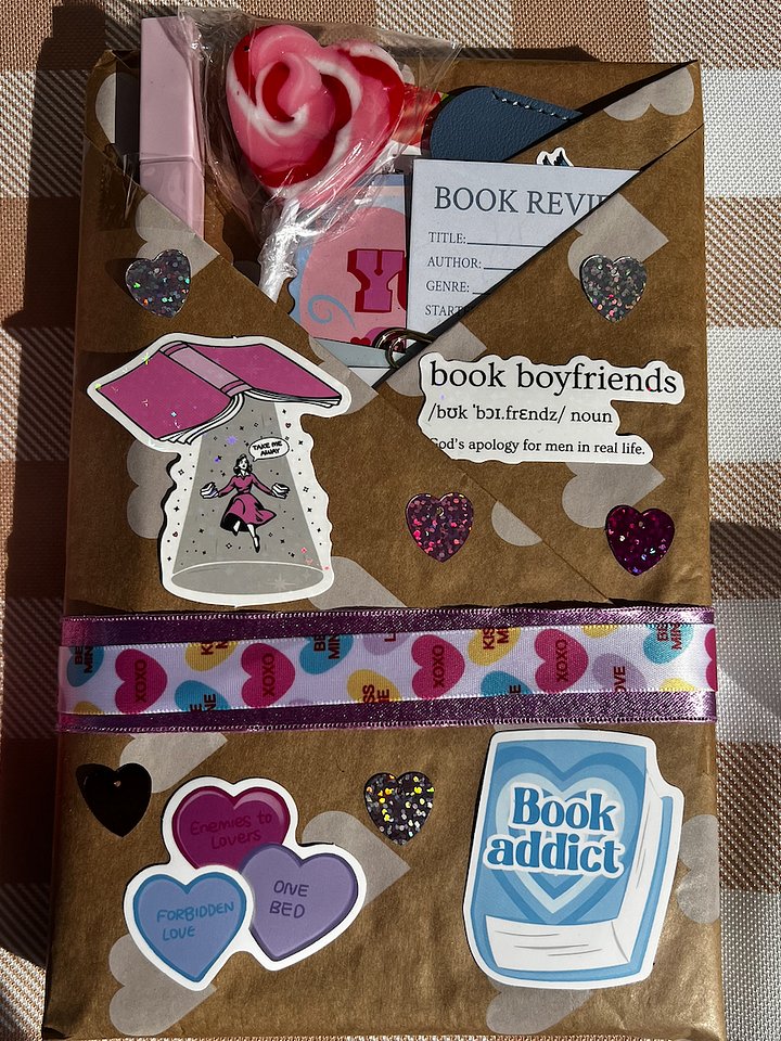 Blind Date with a Book product image (2)