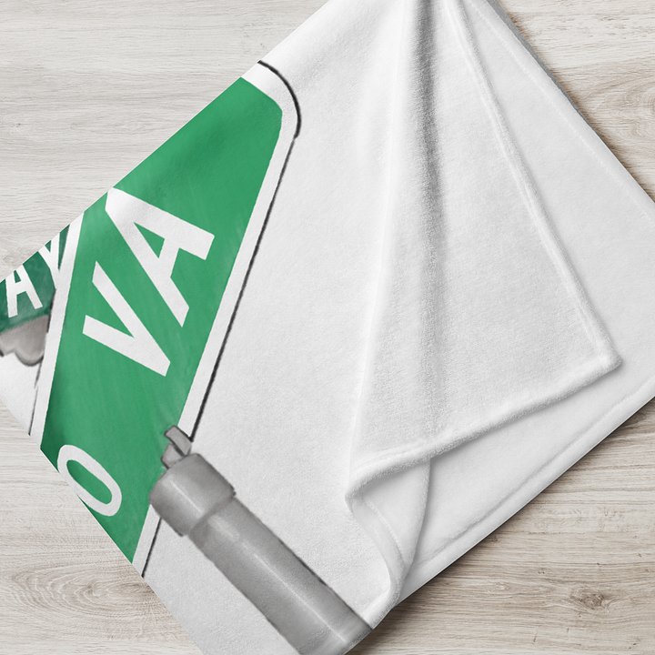 Halfway To VA Throw Blanket product image (7)