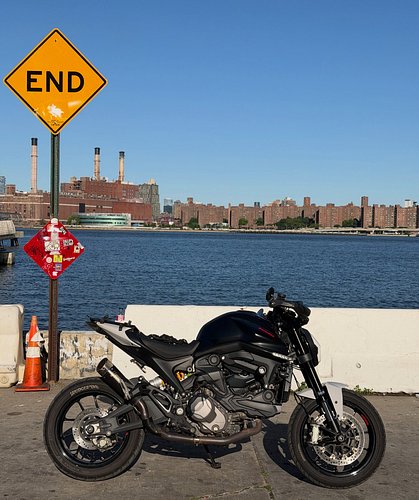 it’s time to end some things and to start new things. forgot how dusty i got. #ducati #theend #benz #motorcycles #quattro