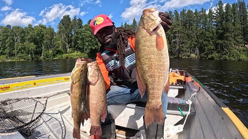 Was a fun day, bass fishing derby held by MFN hatchery 
 Malakai brought in a bass he won a fishing rod 😂 perfect gotta start...