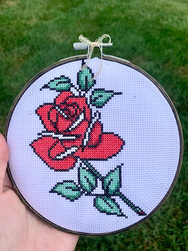 a bright, beautiful rose from tester @naughtyneedles_ ! this one is a smaller pattern, could be a quick stitch if you need so...