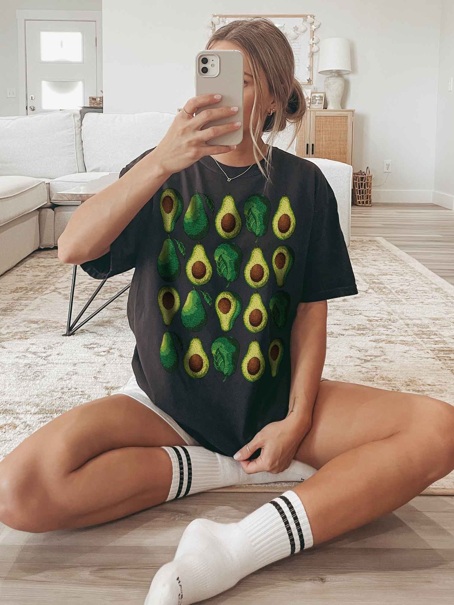 Avocado Pattern Shirt – Cute Aesthetic Fruit Graphic Tee for Food Lovers product image (2)
