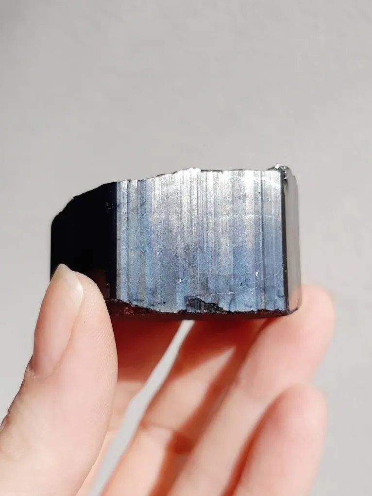 Extra quality black tourmaline product image (4)