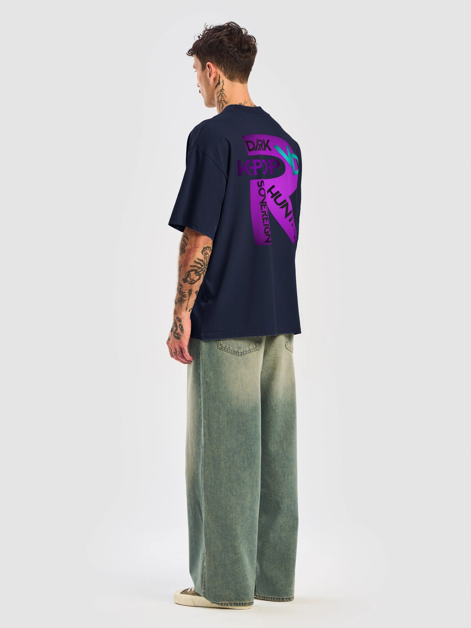 rumi praised mural oversized tee product image (32)