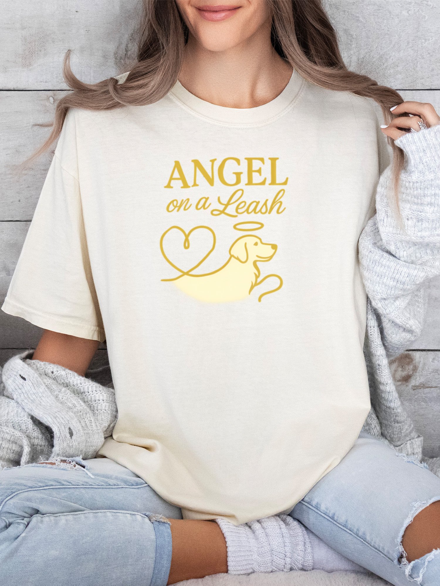 Angel On A Leash (Golden Retriever) Tee product image (21)