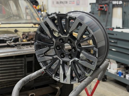 Painted a set of 2026 Z71 Tahoe wheels for #projectturbhoe. I think these are gonna look so good!