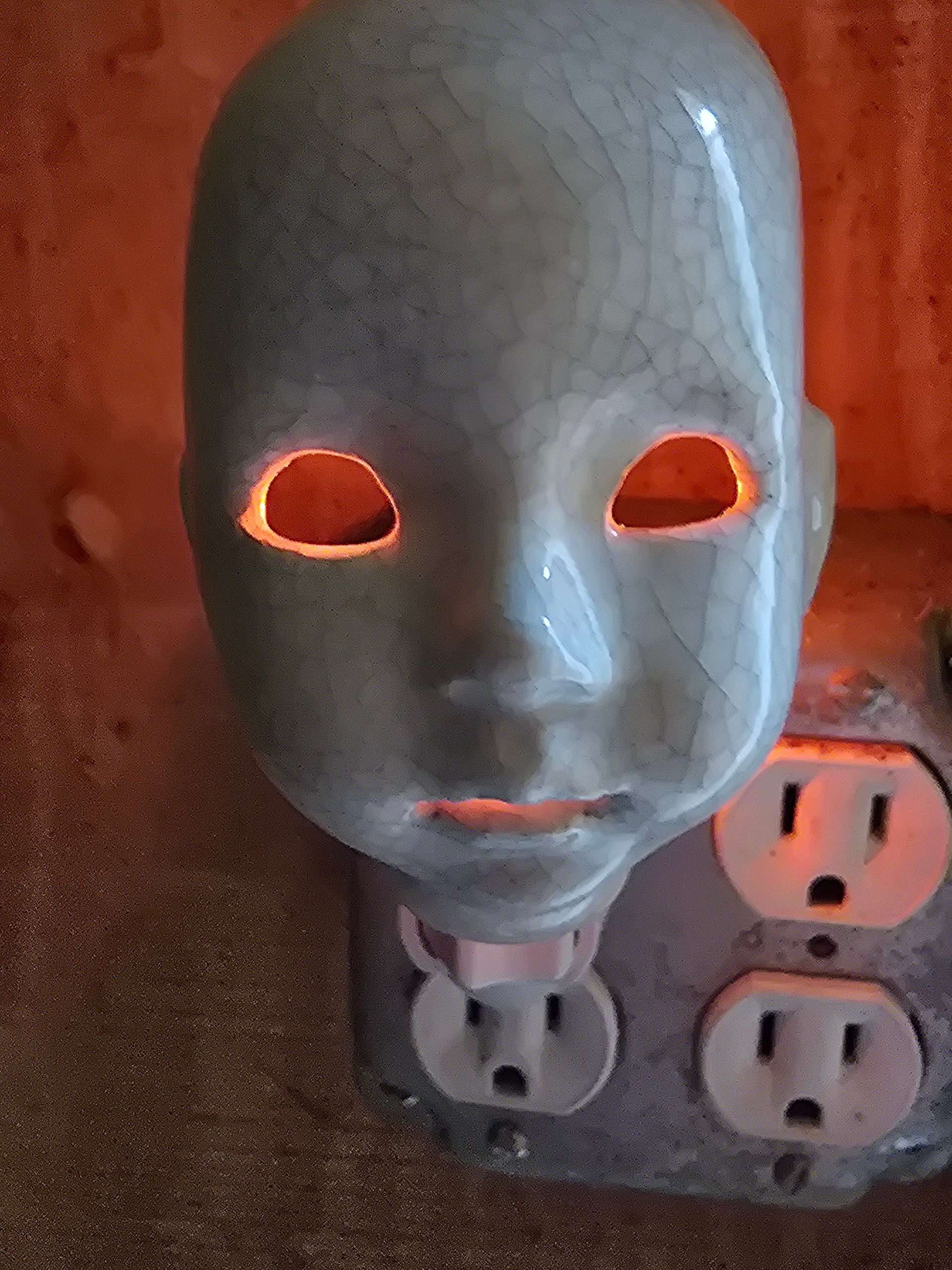 Creepy Doll Head Night-Light product image (5)