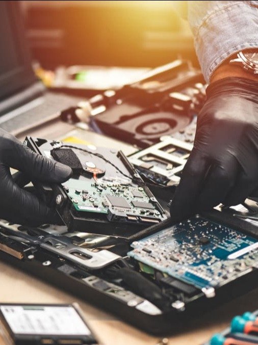 Abnl Trading | Expert iPhone & MacBook Repair product image (7)