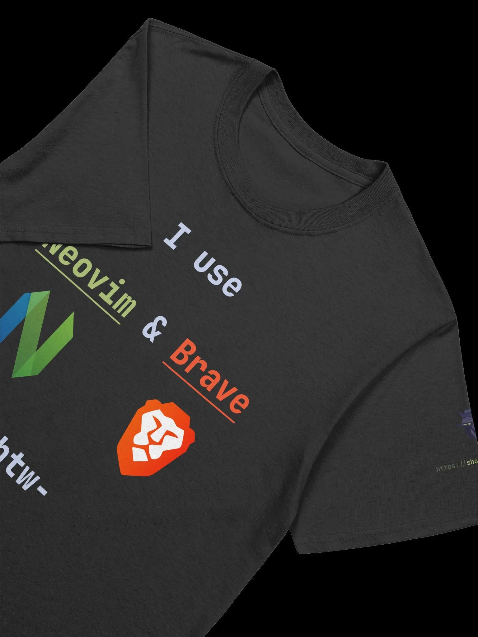 I use Neovim & Brave btw T-shirt product image (3)