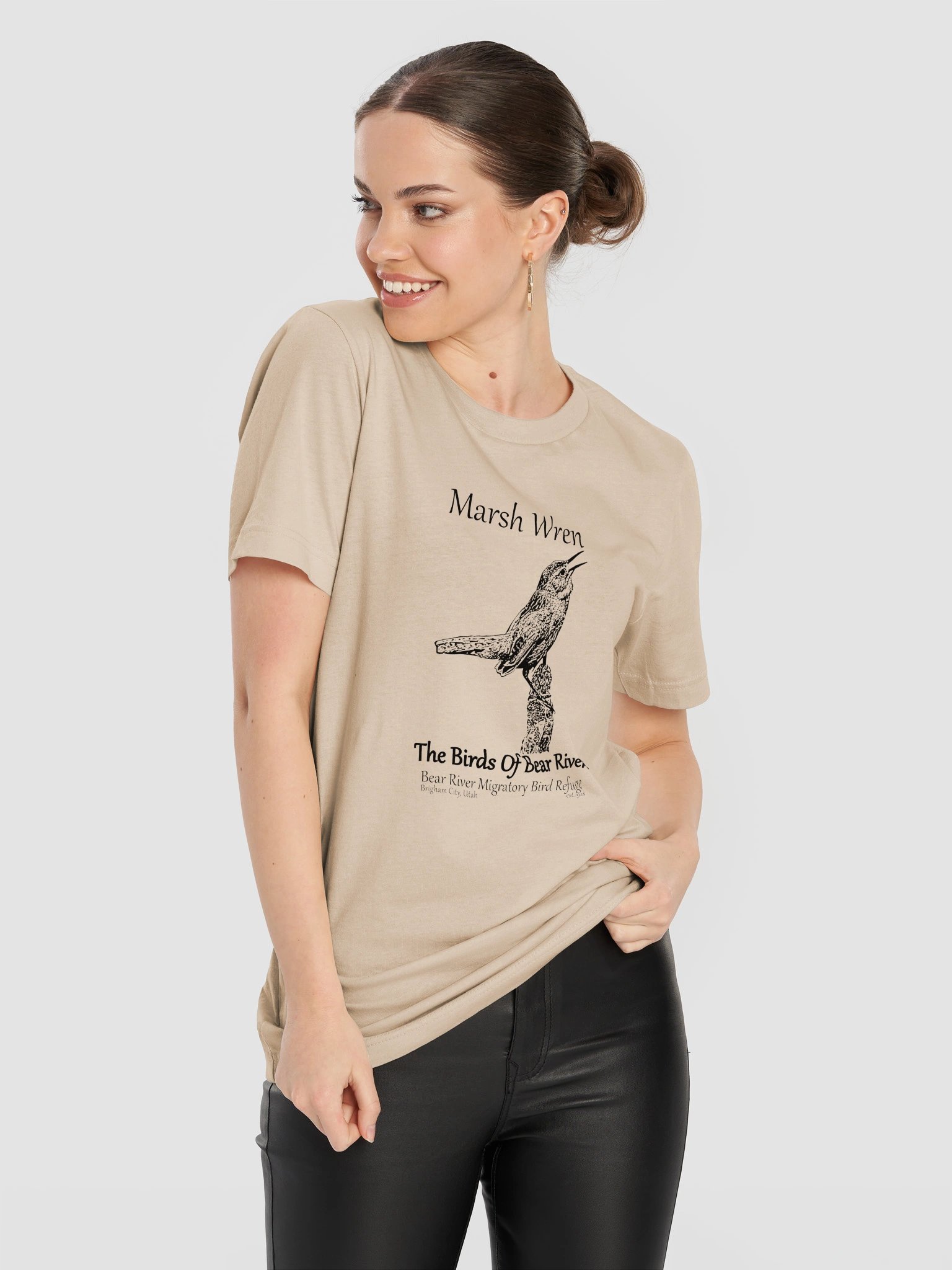 Birds of Bear River Marsh Wren Unisex T-shirt product image (95)