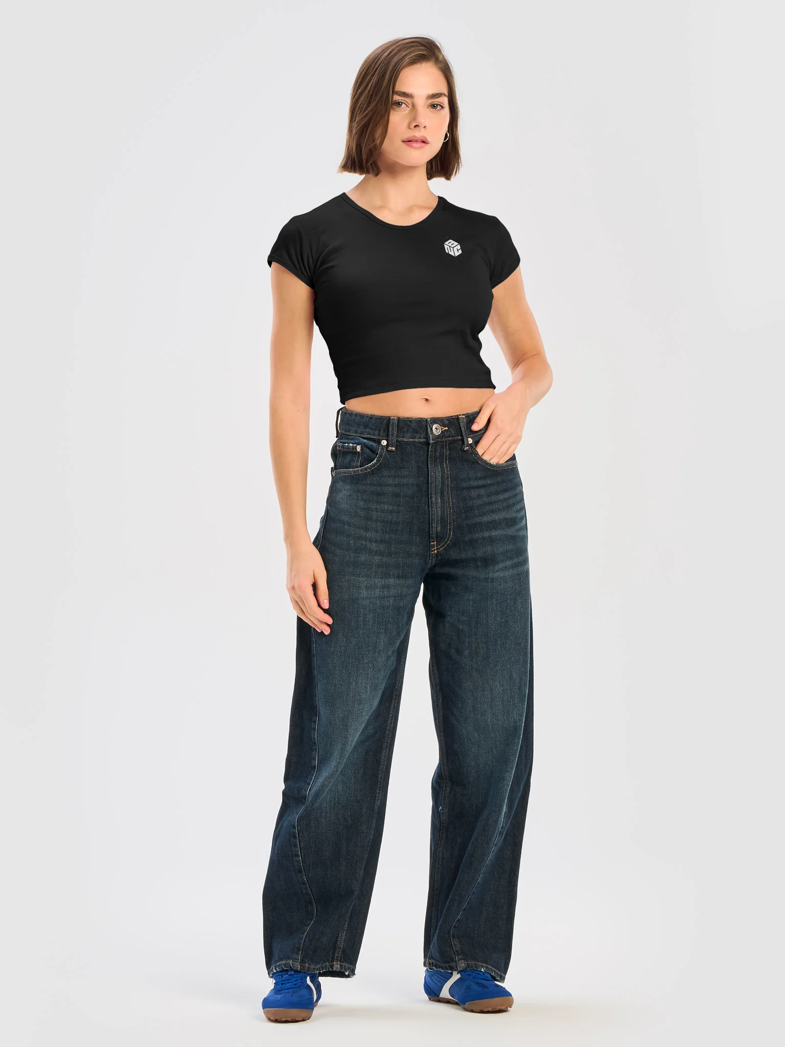Ladies Crop Tee Black product image (5)