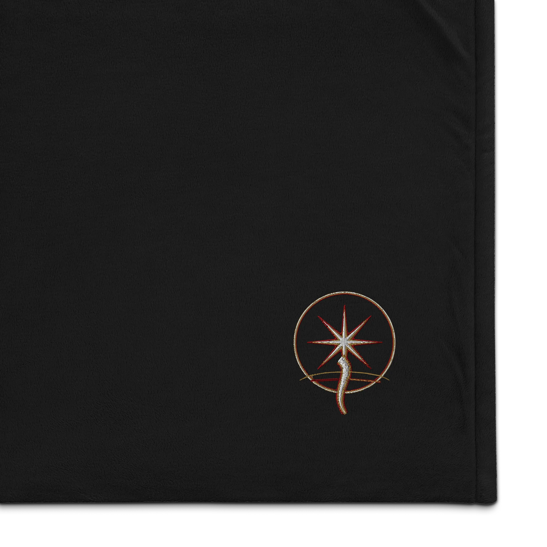The Wayfarer Signature Fleece Blanket product image (1)